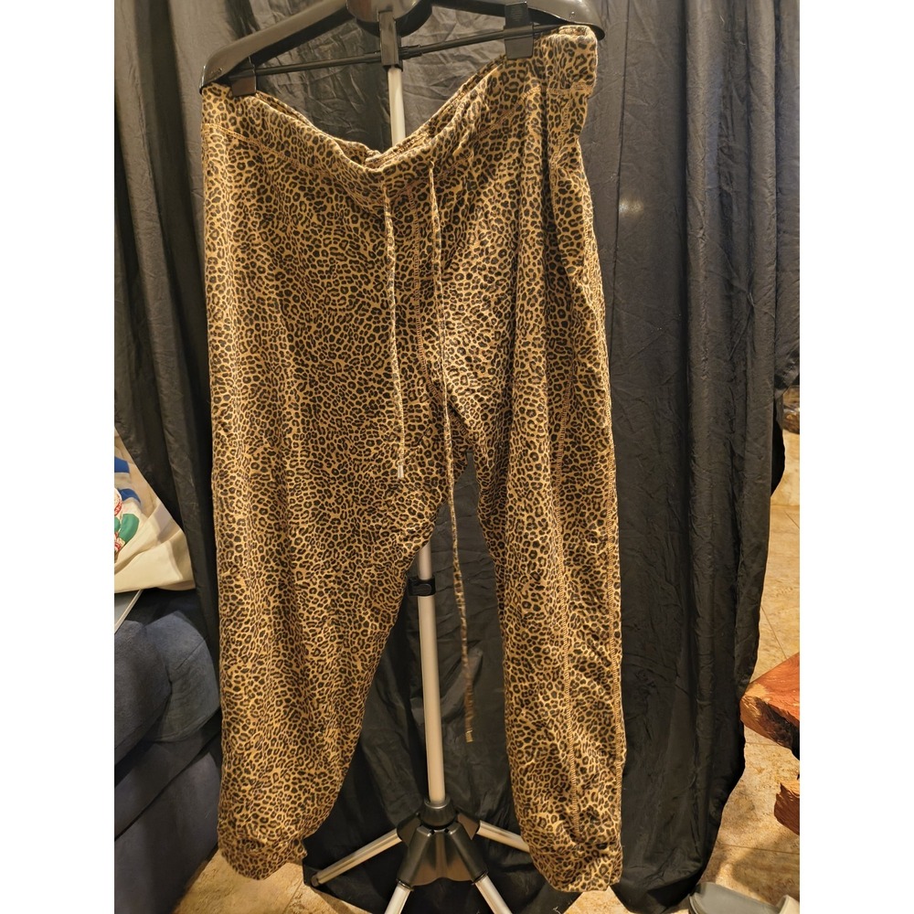 Zim And Zoe Lounge/Sweat/Pajama Pants Size 30 Leopard
